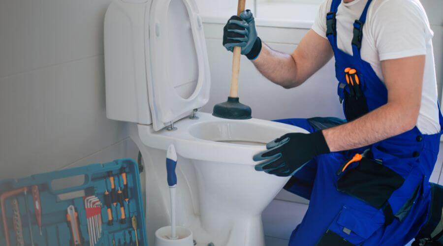 Professional clogged toilet repair in Leiter, WY